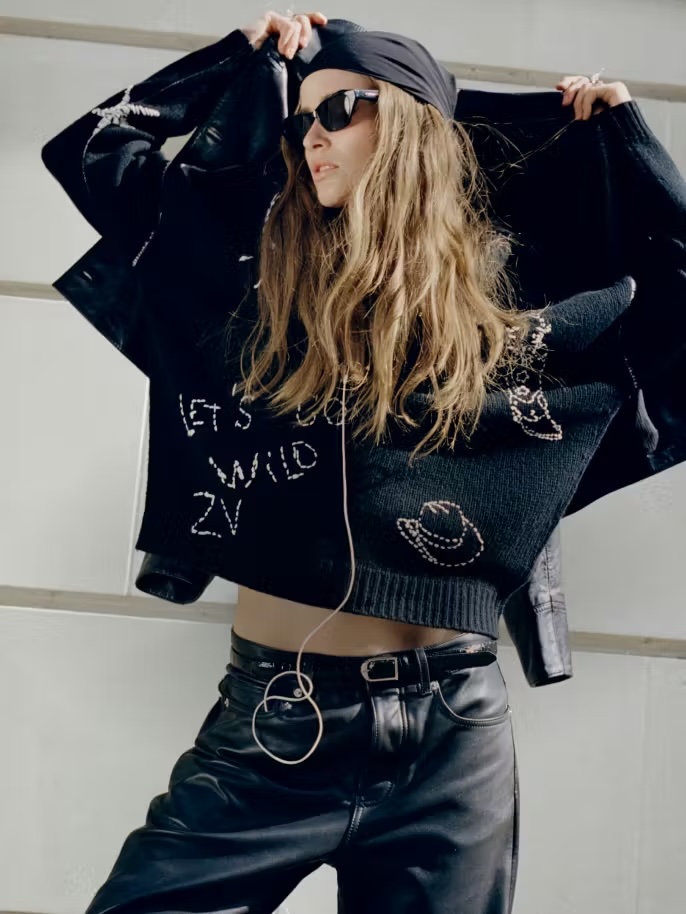 FW25-FLACKFRIDAY-SWEATER-M